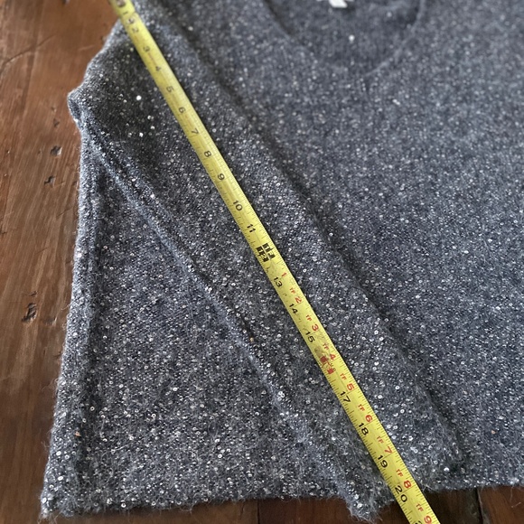 Garnet Hill sparkle v-neck holiday sweater, small - Picture 6 of 12